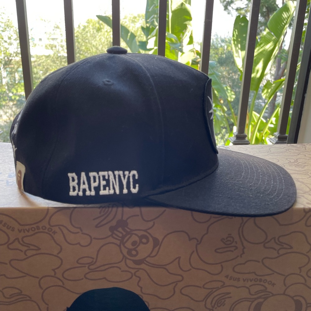 Bape Nyc Exclusive Embroidered Patch Snapback - N… - image 2